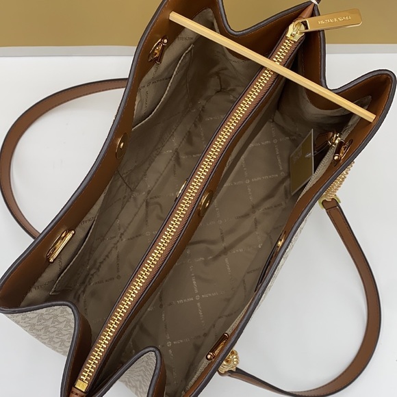 MICHAEL KORS TEAGEN LG LONG DROP SATCHEL VANILLA - Picture 10 of 16